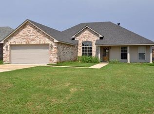 4205 Parkridge Dr, Benton, LA 71006