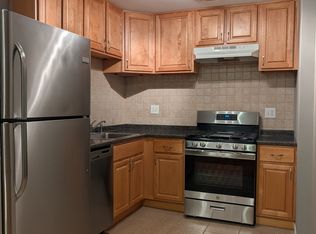 9457 Ashton Rd, Philadelphia, PA 19114