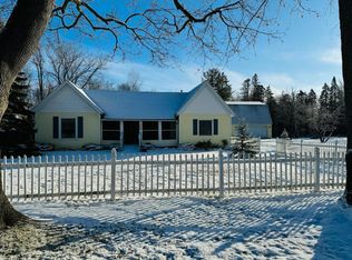 305 S Loxley Rd, Houghton Lake, MI 48629