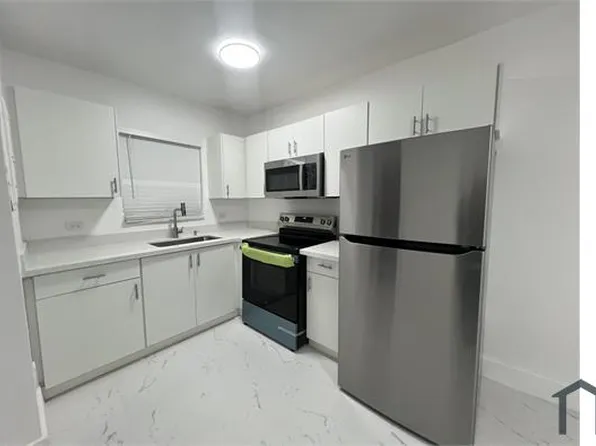 2251 NE 170th St, North Miami Beach, FL