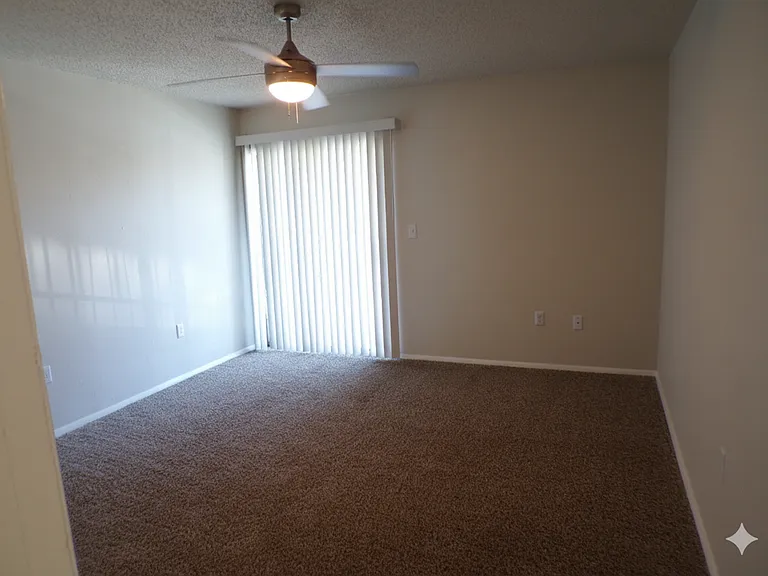 Regency Point Luxury Apartments — Photo 115