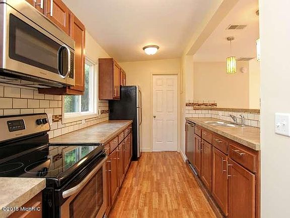 2nd image of 4647 S Croton Hardy Dr