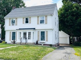 60 Rencelau St, Springfield, MA 01118