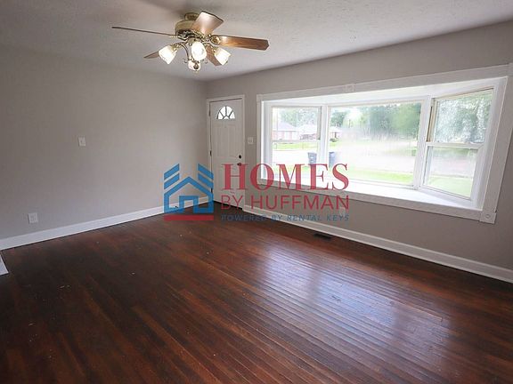 4th image of 1833 Lodge Ave