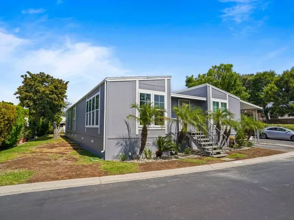 21205 Blue Curl Way, Canyon Country, CA 91351