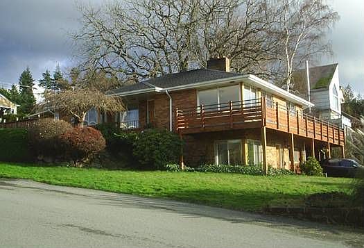 outside corner lot