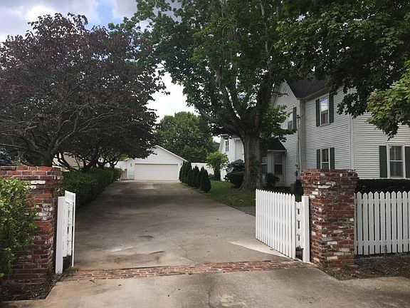 4th image of 4909 Tazewell Pike