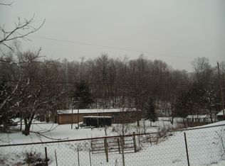 9627 Smokey Row Rd, Saint Louisville, OH 43071