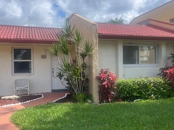 441 Lake Evelyn Drive, West Palm Beach, FL 33411