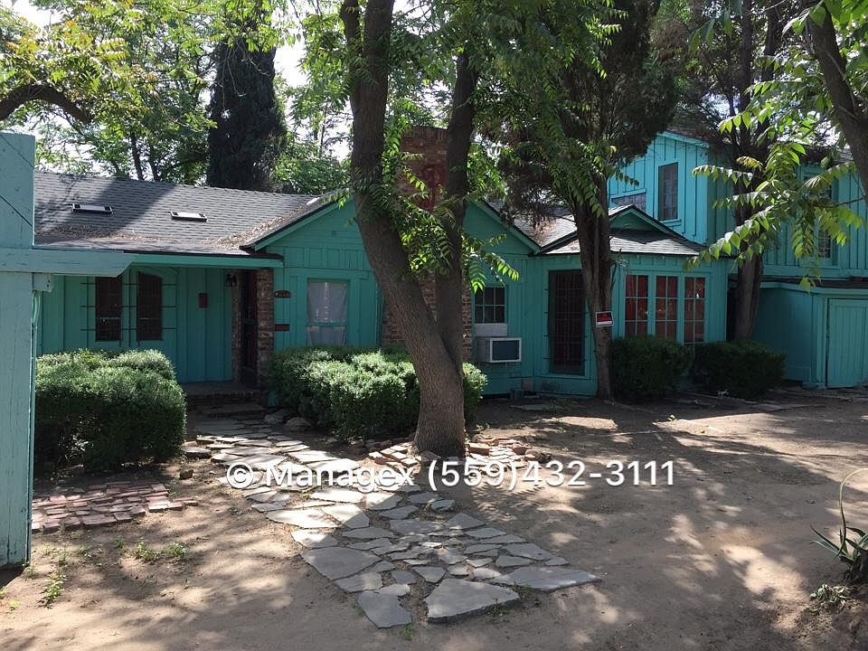 1st image of 2646 N Maroa Ave