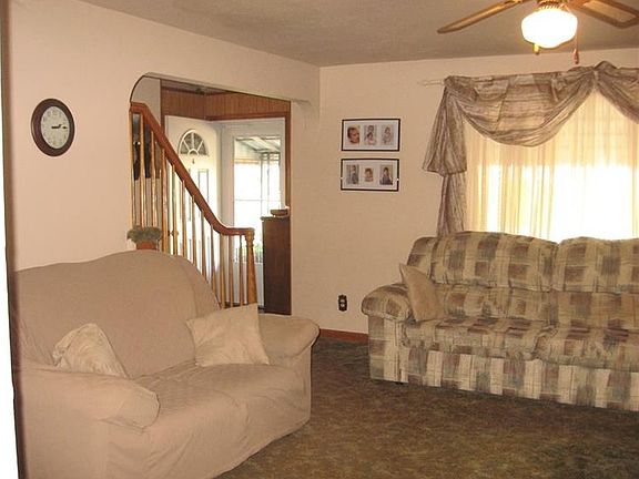 5th image of 203 Campbell Ave