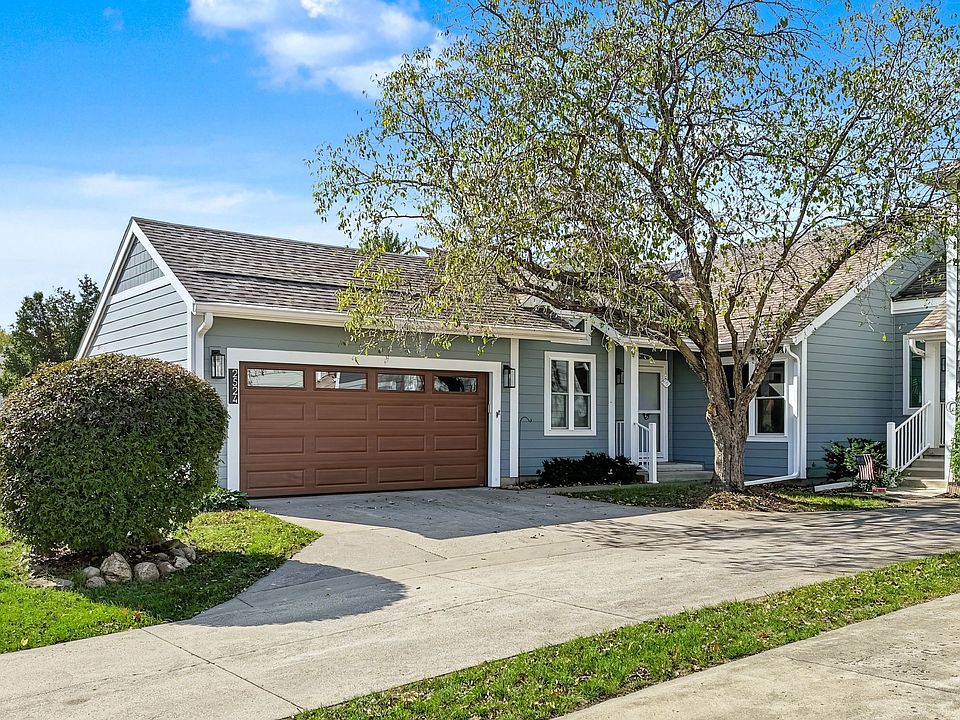 1st image of 2524 Pine Cir
