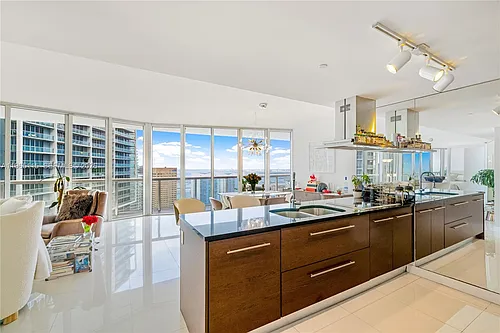 495 Brickell Ave #4704 Photo 1
