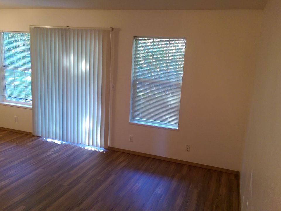 Riverview Apartments 780 S 2nd St Harrisburg OR Zillow