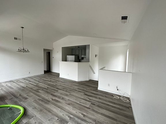 4th image of 464 Belle Vista Dr Unit 170