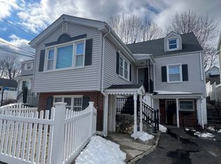 34 Raymond Street, Stamford, CT 06902