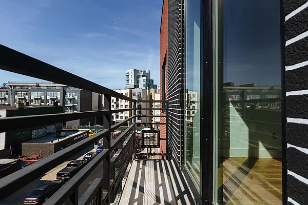 Rented by Nooklyn NYC LLC | media 70