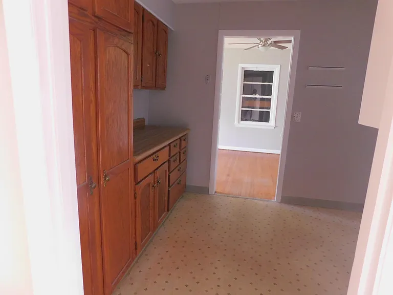 3245 Murphy St — Photo 6