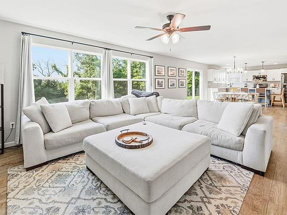 4th image of 17483 Wyman Ridge Dr