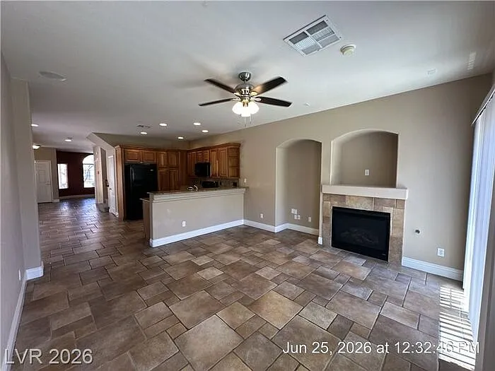 8103 Cheerful Valley Ave — Photo 2