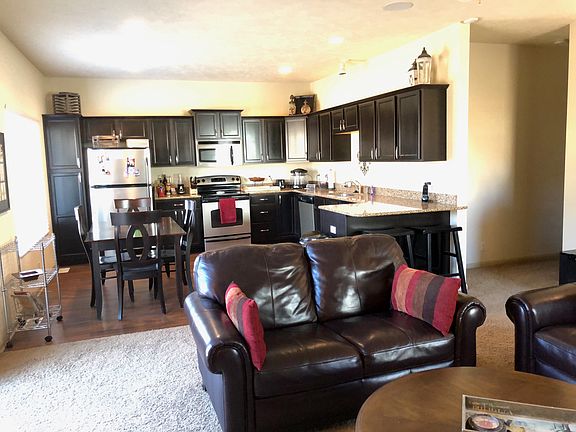 3rd image of 5109 S 195th Cres