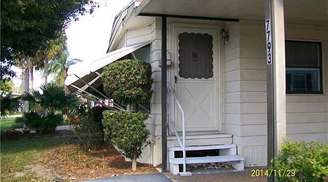 1st image of 7793 SE Saratoga Dr