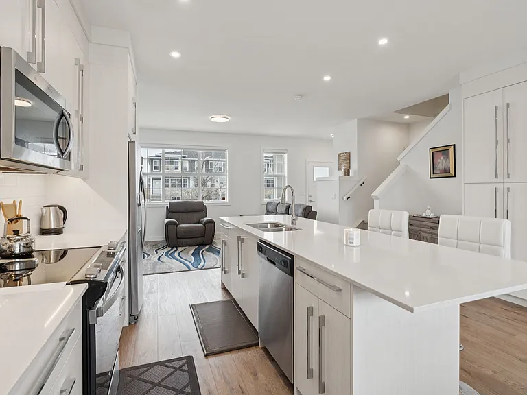 226 Dawson Way — Photo 8