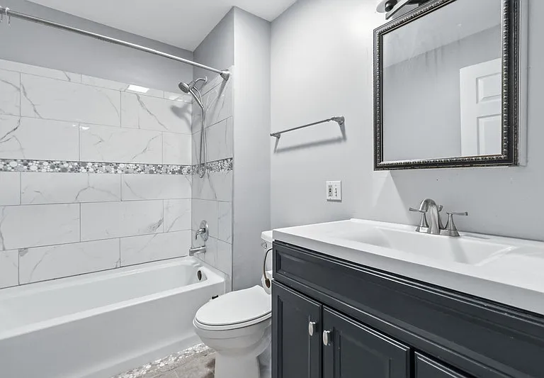 289 Muhammad Ali Ave — Photo 12