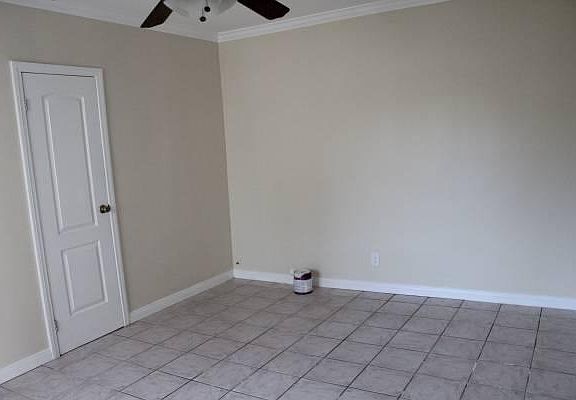 5th image of 12442 221st St