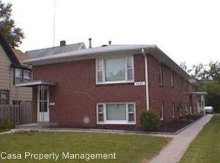 1237 B St APT 1, Lincoln, NE 68502