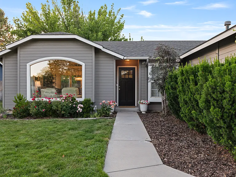 5468 S Alyssum Pl — Photo 1