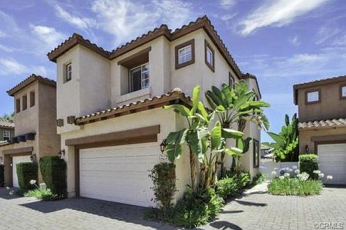 4th image of 220 Las Flores