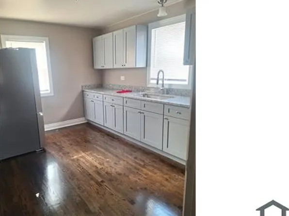 10349 S Crandon Ave, Chicago, IL 60617