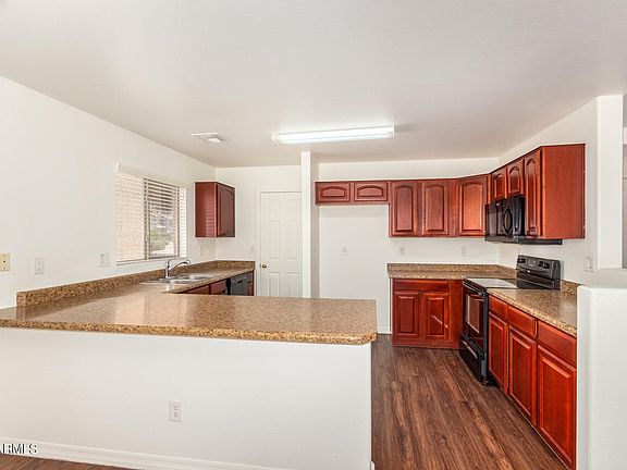 5th image of 42788 W ESTRADA Street