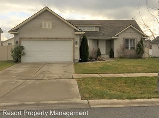 2444 N Coolwater Dr, Post Falls, ID 83854