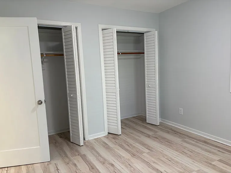 1005 Indian Dr — Photo 29