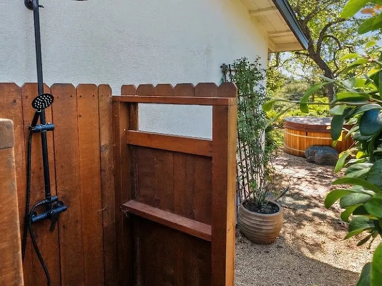 1476 Crestline Dr — Photo 42