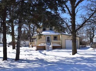 101 2nd St N, Karlstad, MN 56732