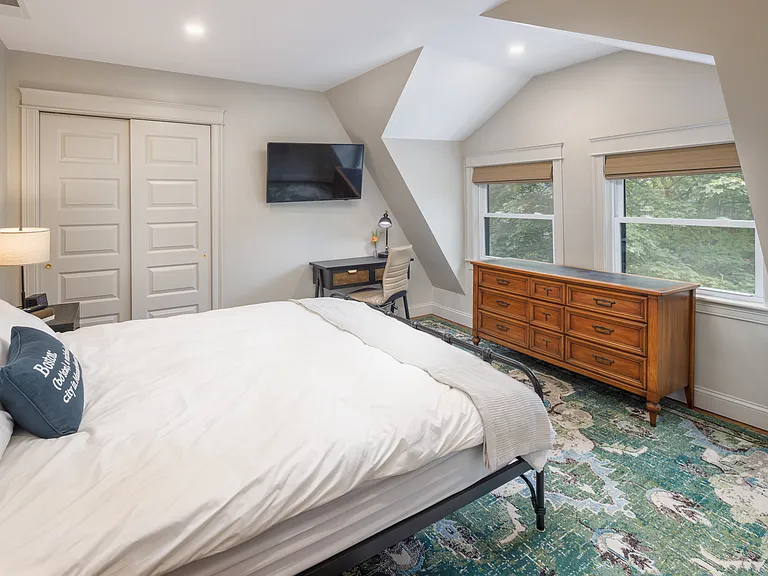 44 Winslow Rd — Photo 43