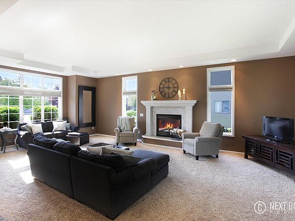 2nd image of 1111 Thornwyk Dr NW