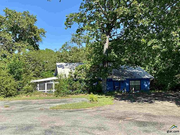 3rd image of 1000 County Road 2220