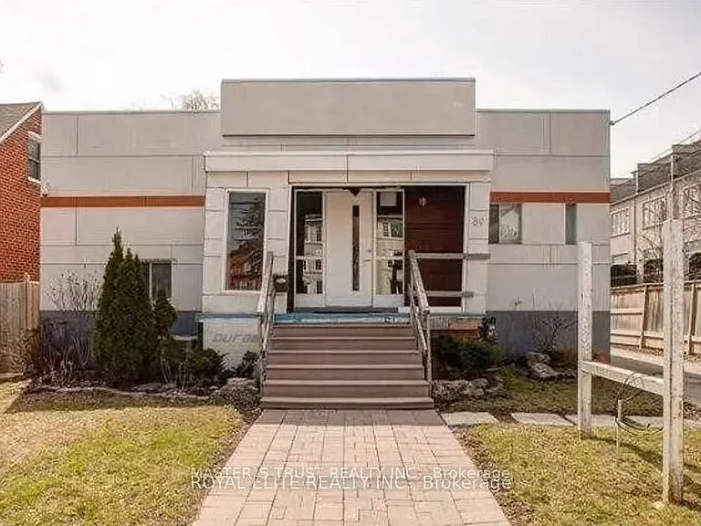 89 Finch Ave E — Photo 1