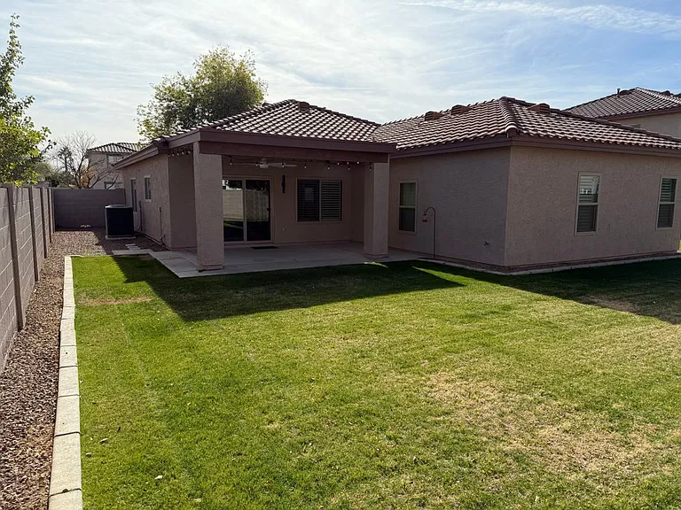 2140 E Remington Pl — Photo 18