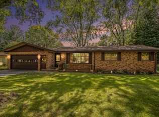 746 Lonesome Pine Trl, Saint Joseph, MI 49085