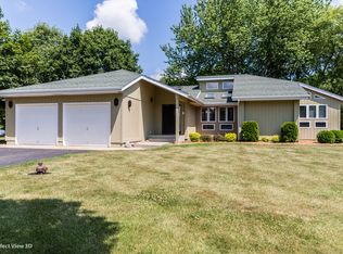 7960 Foxboro Dr, Coal City, IL 60416