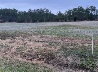 9 Green Landing Rd, Onancock, VA 23417