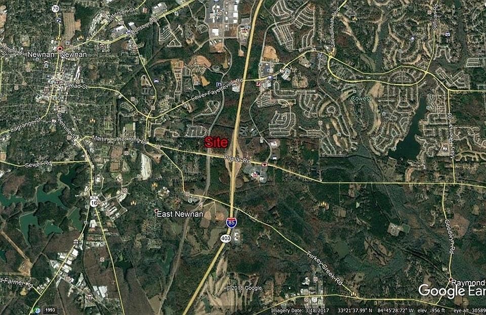 2nd image of 552 Poplar Rd