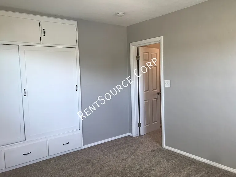 44644 20th St W — Photo 16