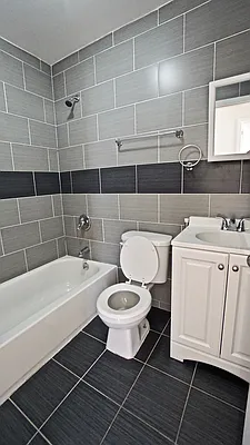 Rented by Bizzarro Agency | media 15