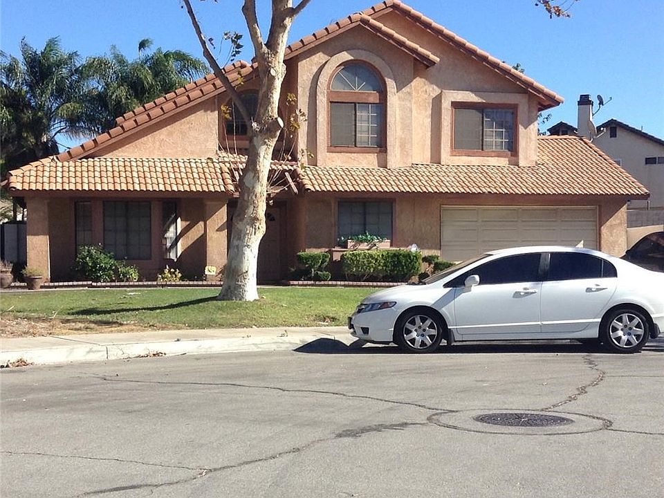 1st image of 709 S Lancewood Ave